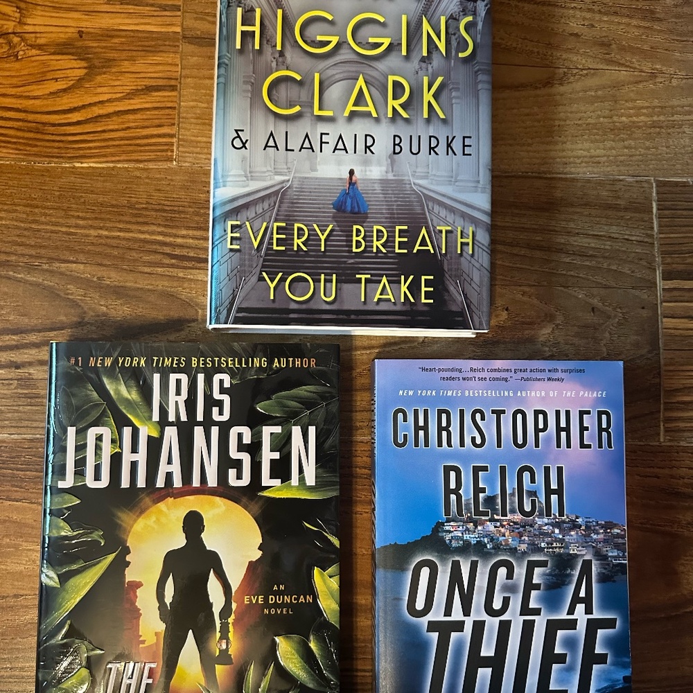 ♥ 3 for 1 Thriller Hardcover Book Bundle ♥